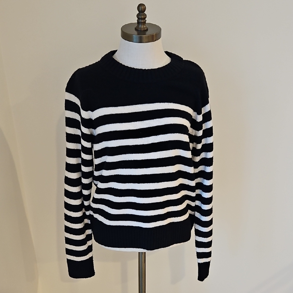 GAP  Black and White Striped Women's Sweater